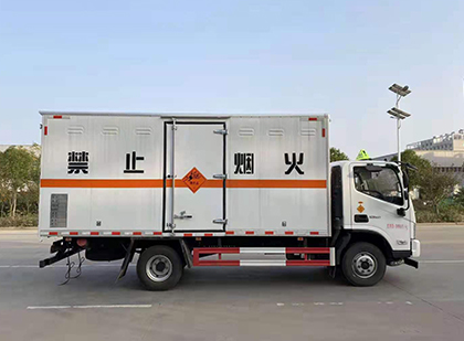 牡丹爆破器材运输车