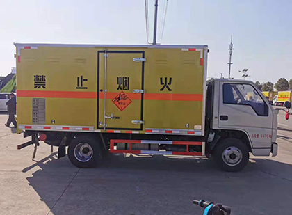 牡丹爆破器材运输车技术升级与安全合规新趋势